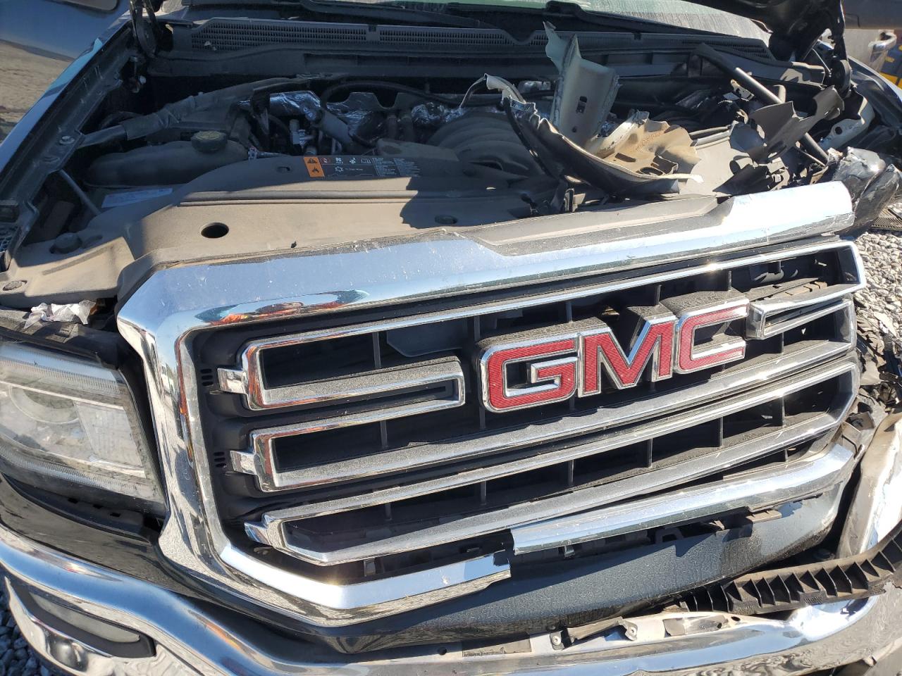 GMC SIERRA C1500 SLE