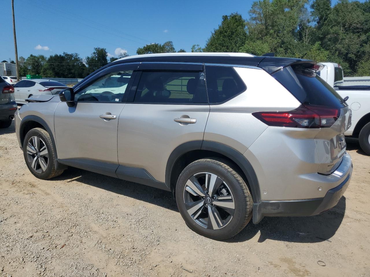 NISSAN ROGUE SL