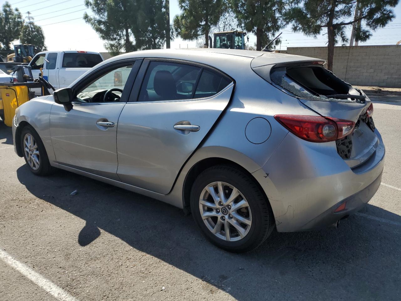 MAZDA 3 TOURING