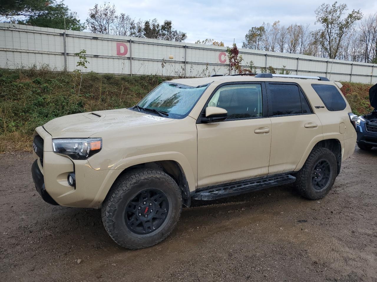TOYOTA 4RUNNER SR5/SR5 PREMIUM