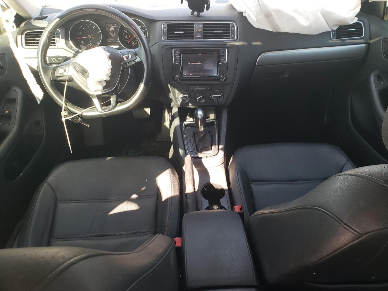 Lot #3301774346 2017 VOLKSWAGEN JETTA SE