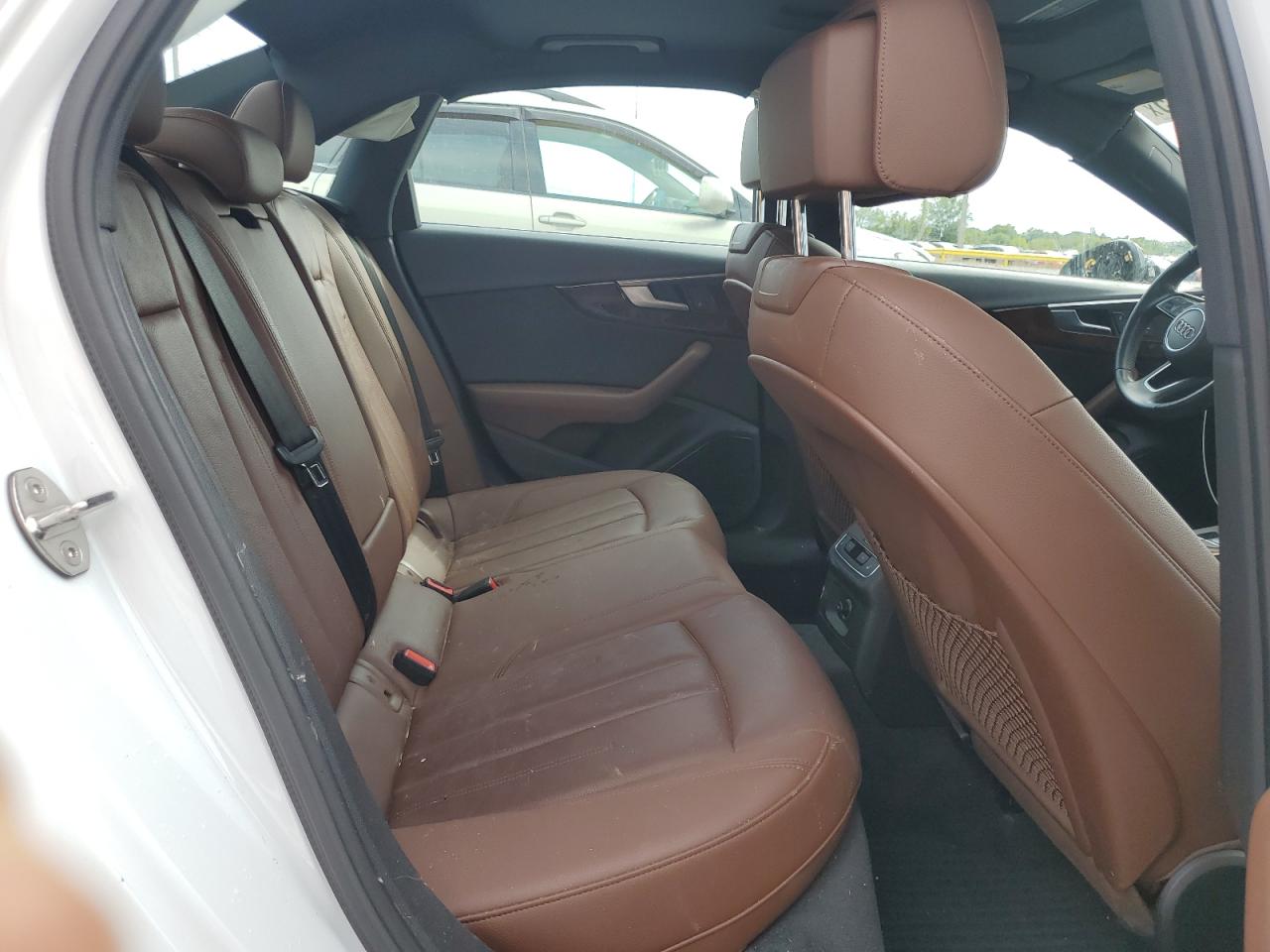 AUDI A4 PREMIUM PLUS