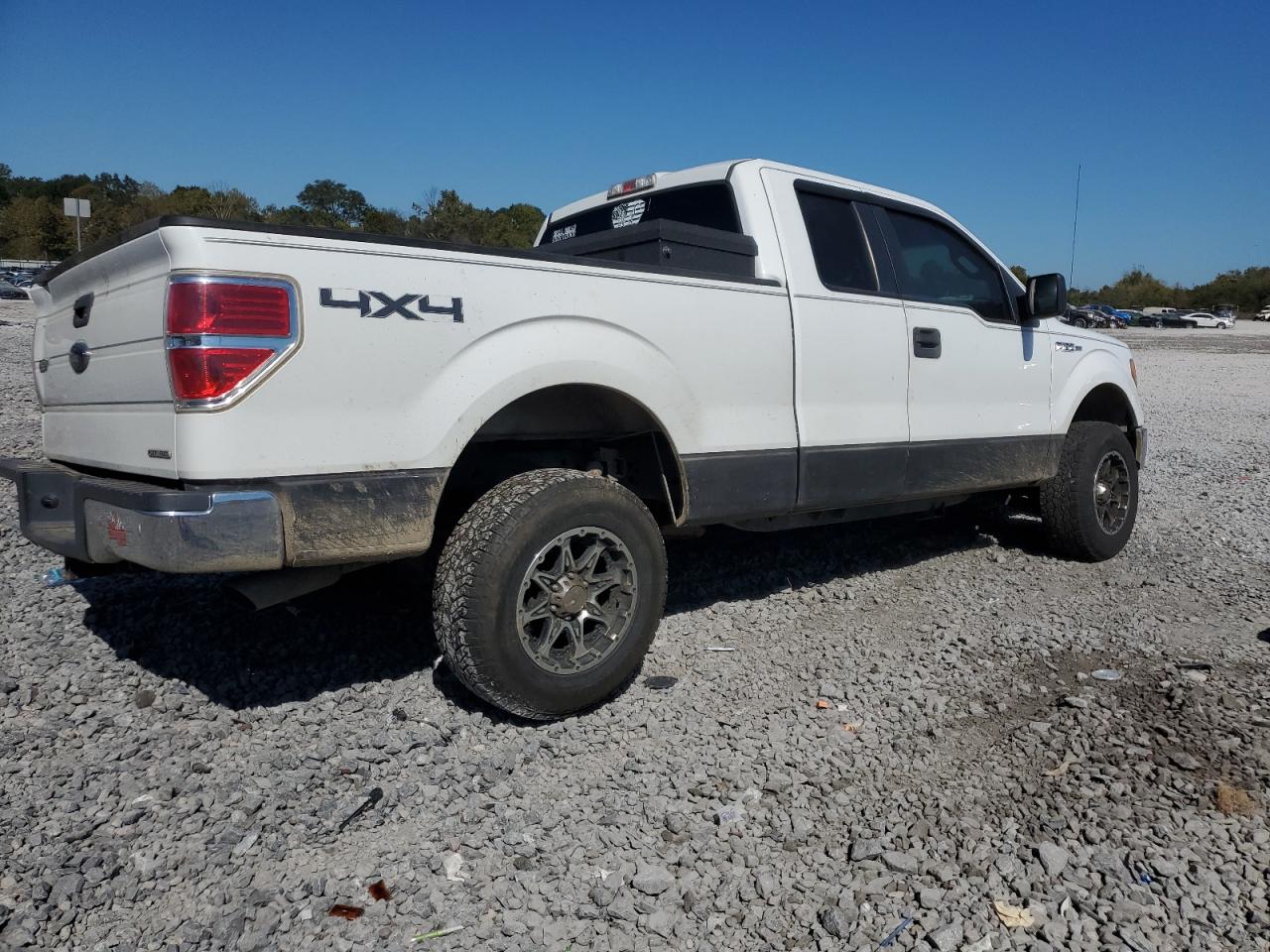 FORD F-150 SUPER CAB