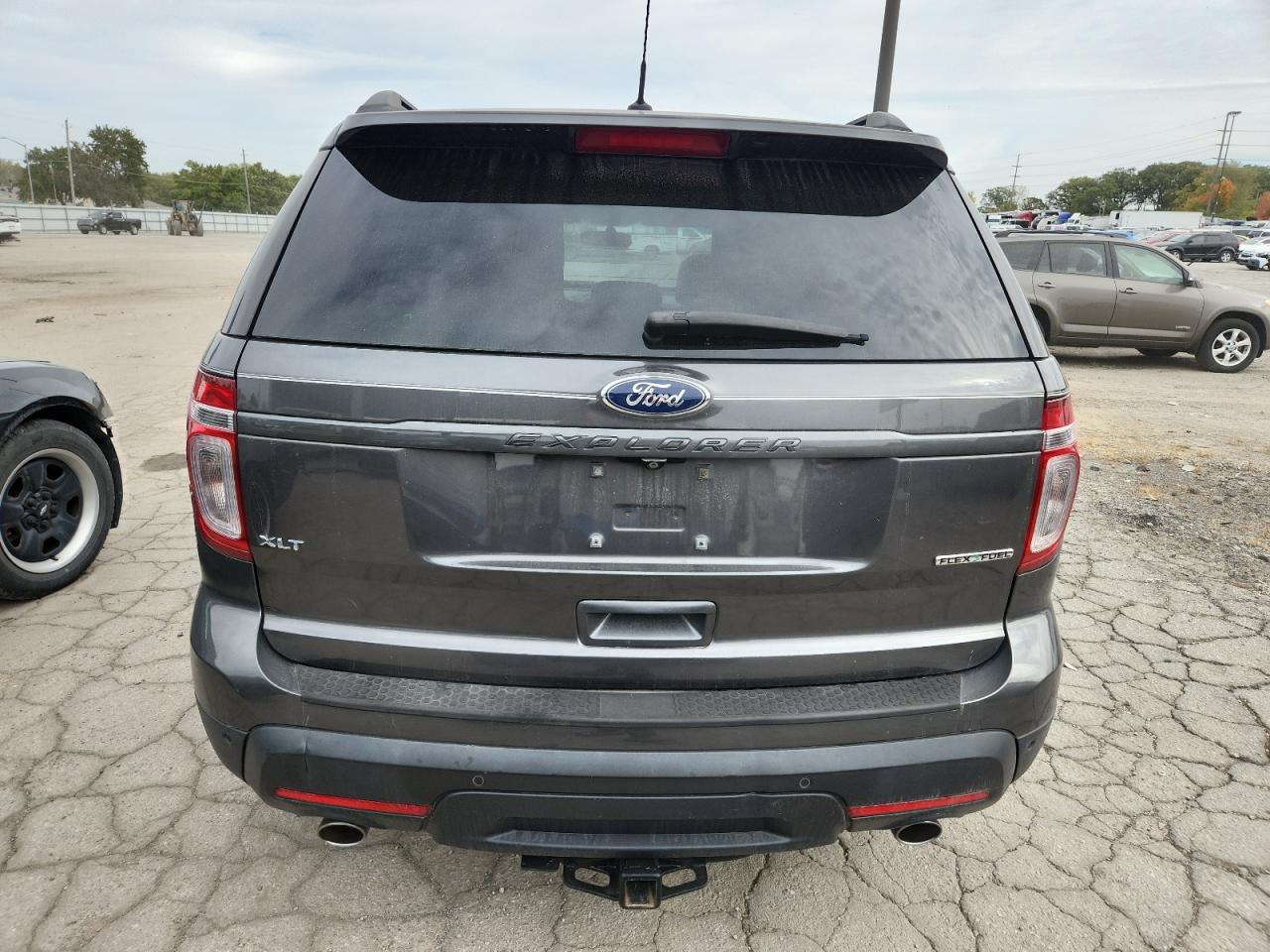 FORD EXPLORER XLT