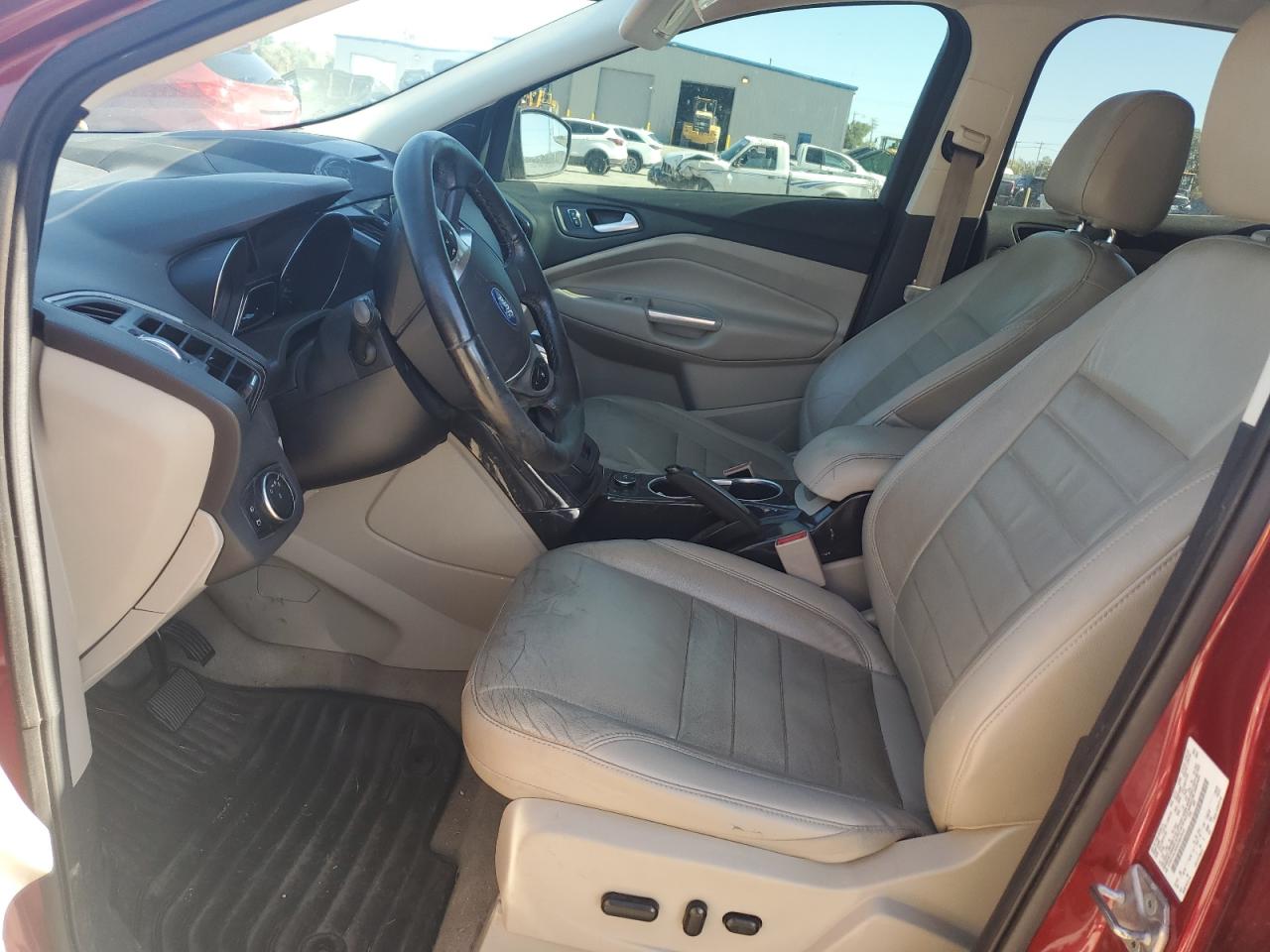 FORD ESCAPE TITANIUM