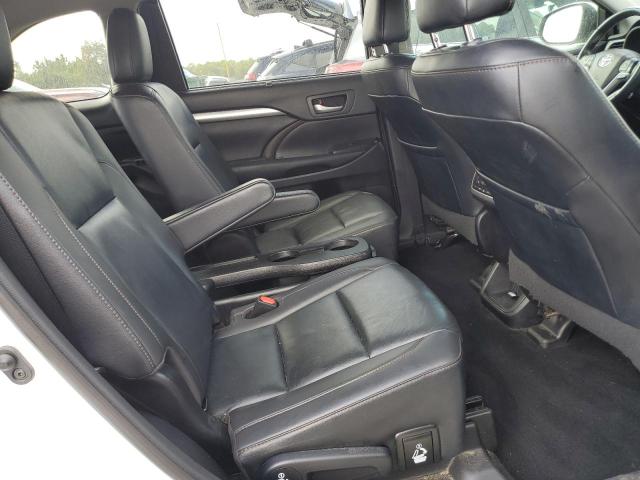 2019 TOYOTA HIGHLANDER 5TDKZRFH4KS565075