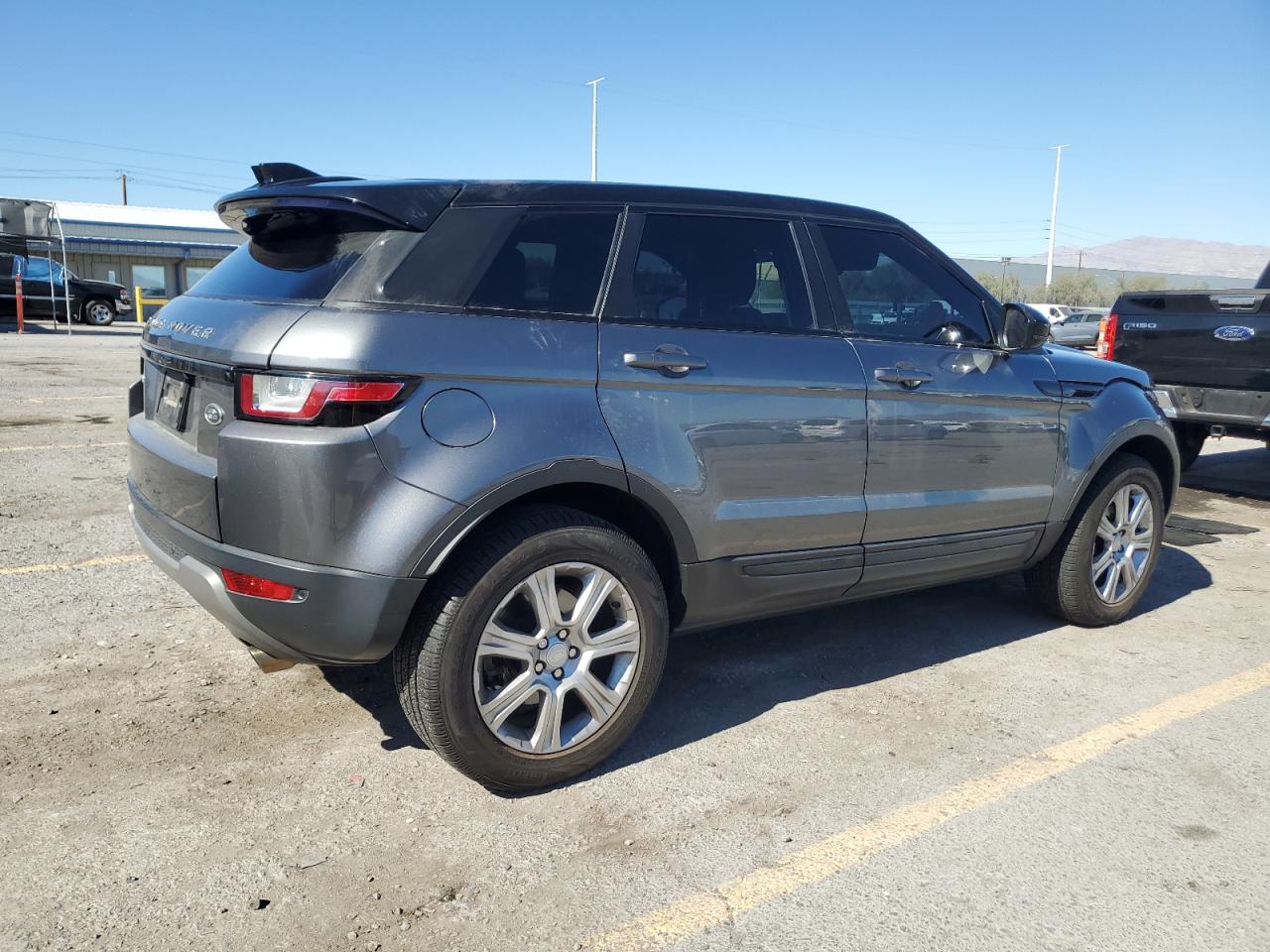 LAND ROVER RANGE ROVER SE