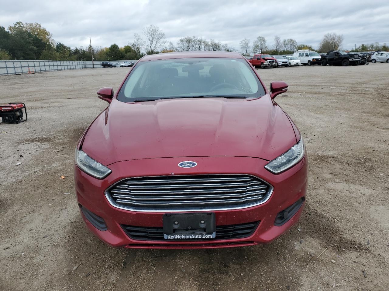 FORD FUSION SE