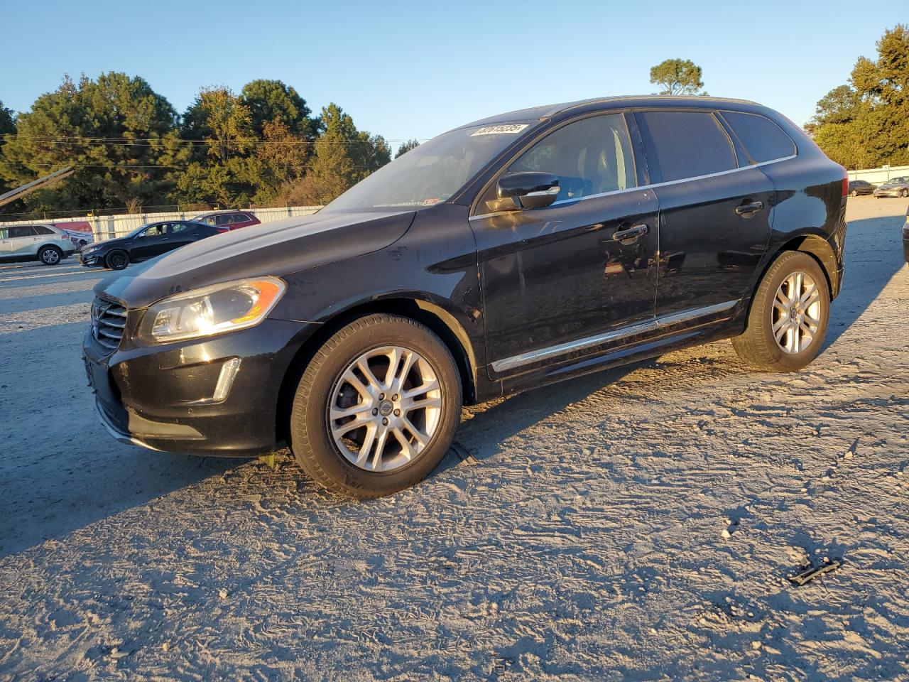 VOLVO XC60 T5 PLATINUM