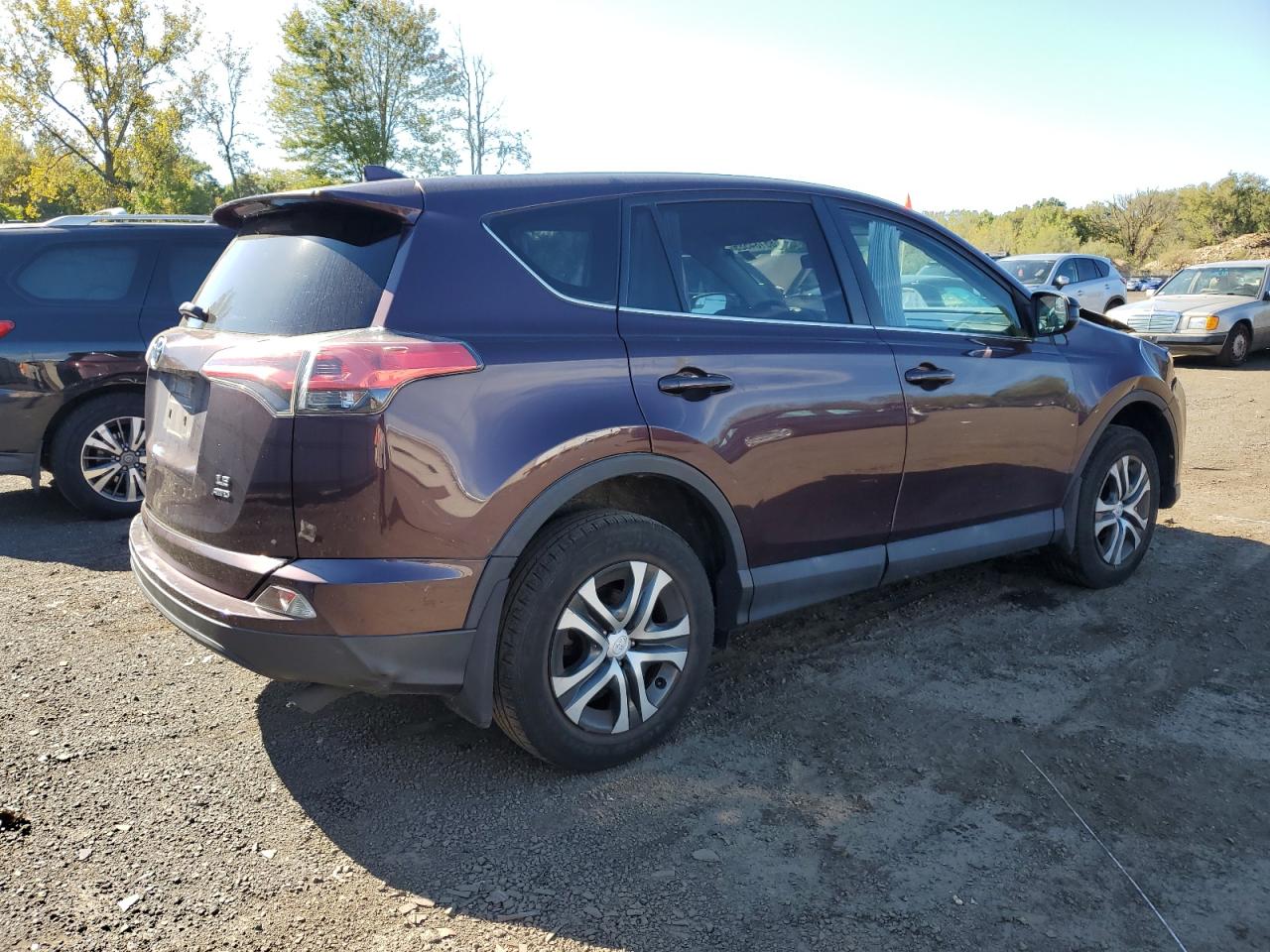 TOYOTA RAV4 LE