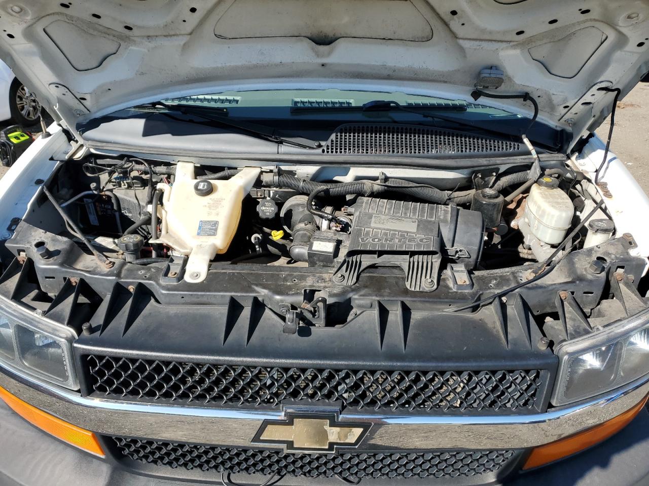 CHEVROLET EXPRESS LT