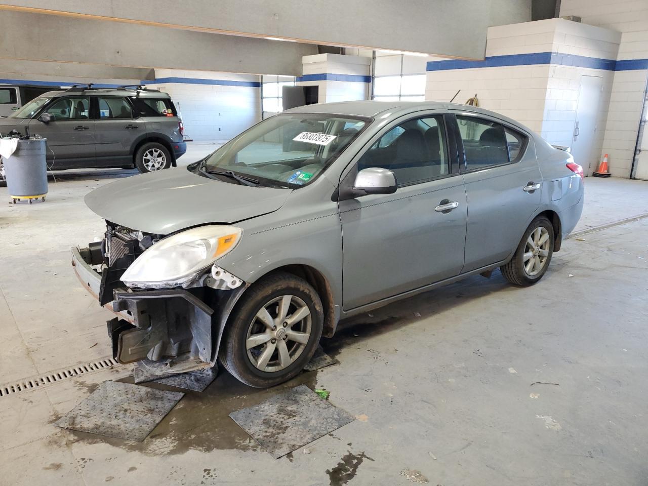 NISSAN VERSA S