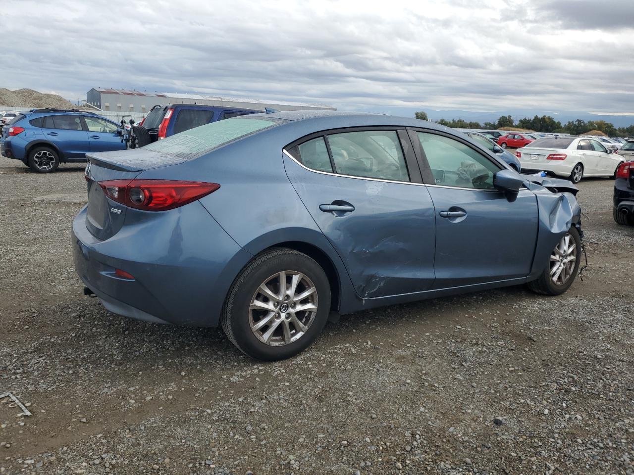 MAZDA 3 GRAND TOURING