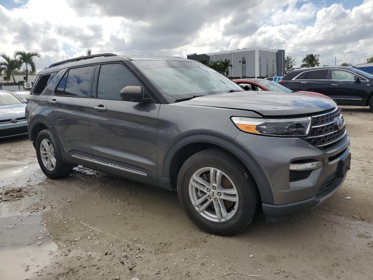 FORD EXPLORER XLT
