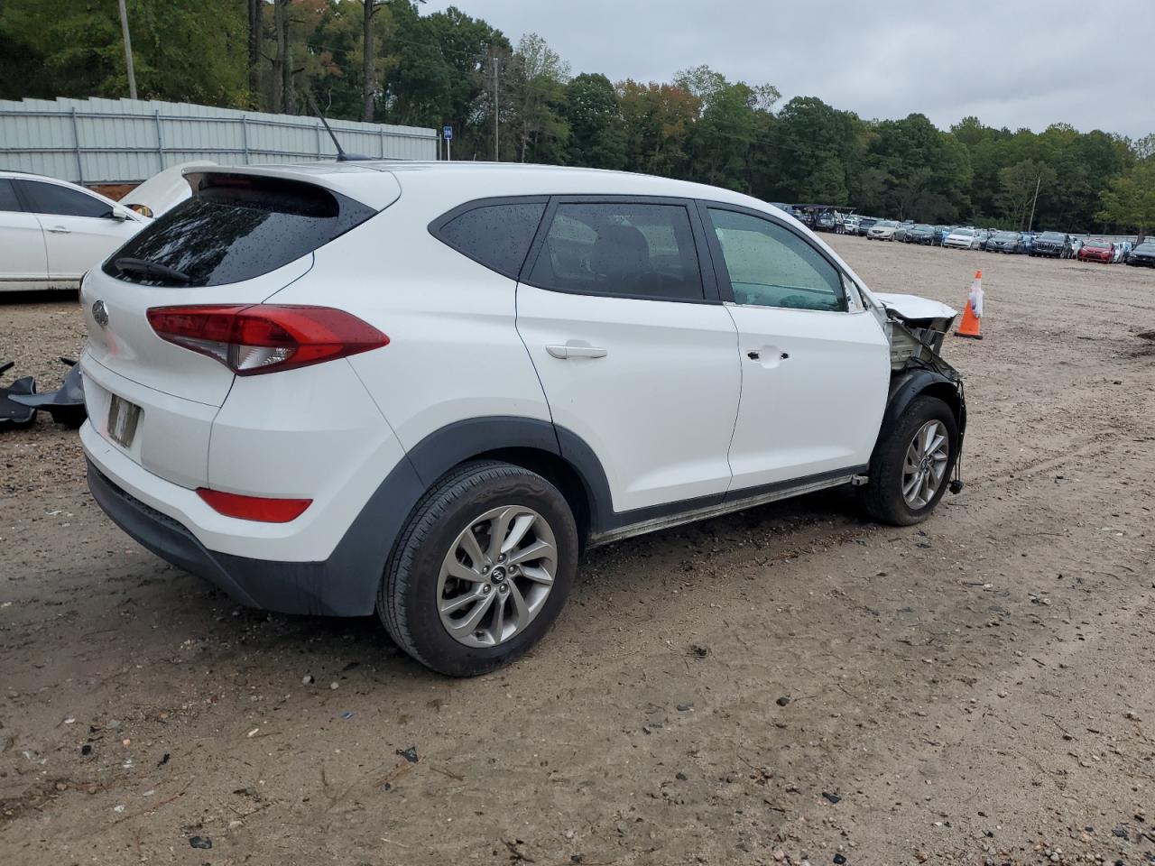 HYUNDAI TUCSON SE