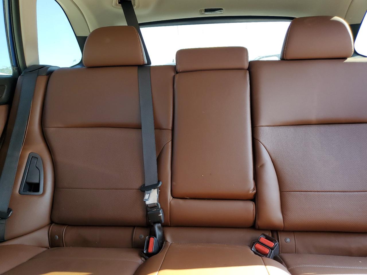 SUBARU OUTBACK TOURING