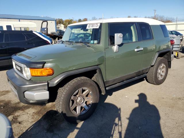 TOYOTA FJ CRUISER