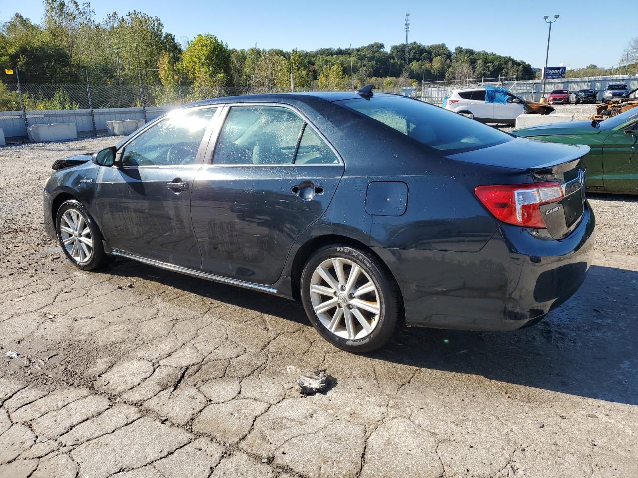 TOYOTA CAMRY HYBRID
