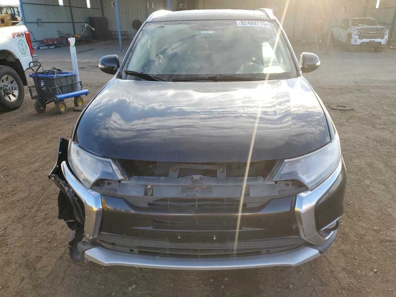 MITSUBISHI OUTLANDER SE