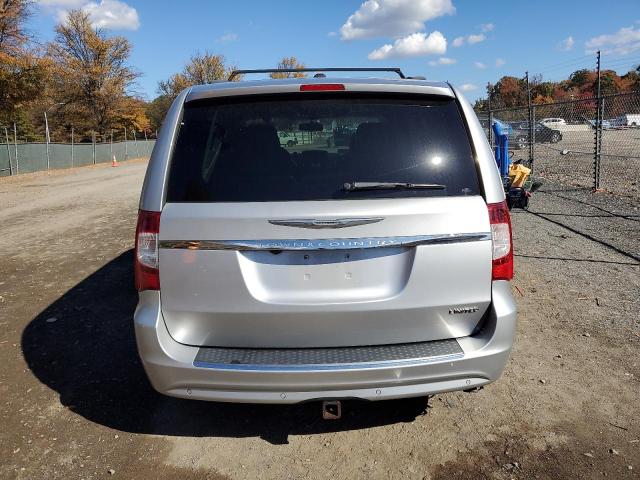 2011 CHRYSLER TOWN & COU - 2A4RR6DG0BR667161