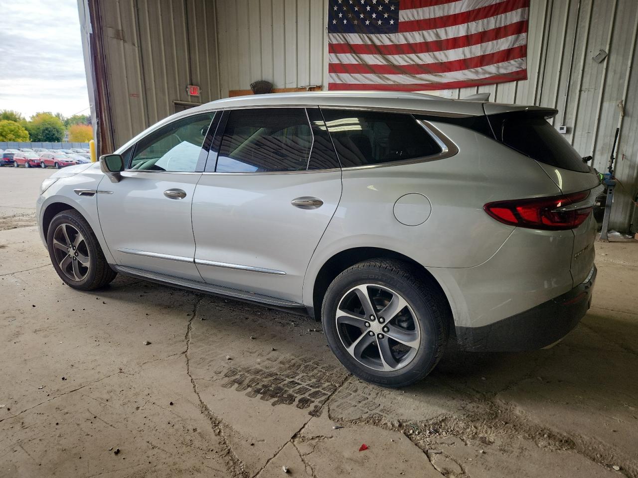 BUICK ENCLAVE ESSENCE