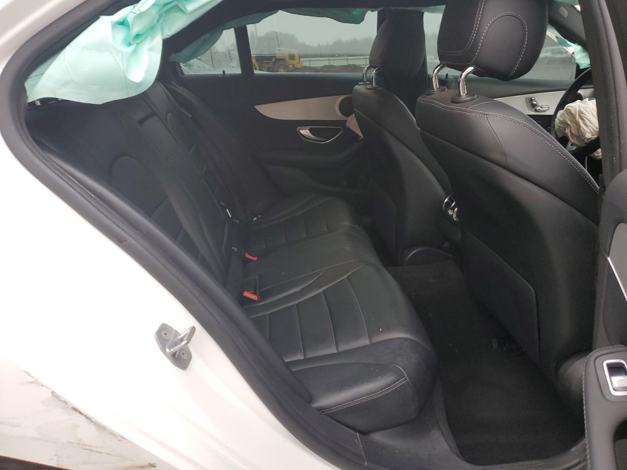 MERCEDES-BENZ C-CLASS 300