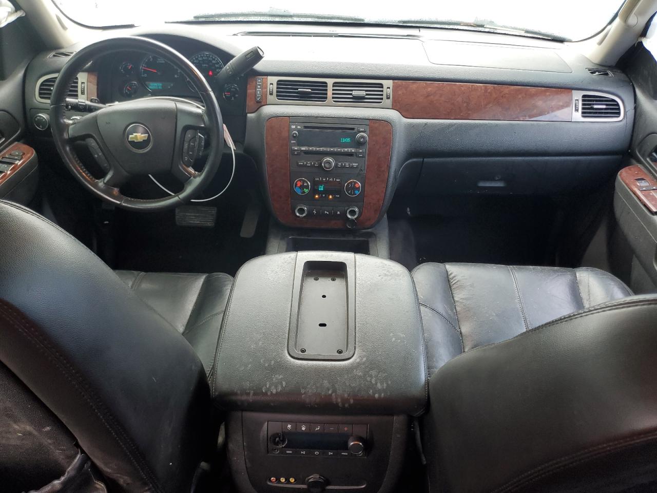 CHEVROLET SUBURBAN K1500 LT