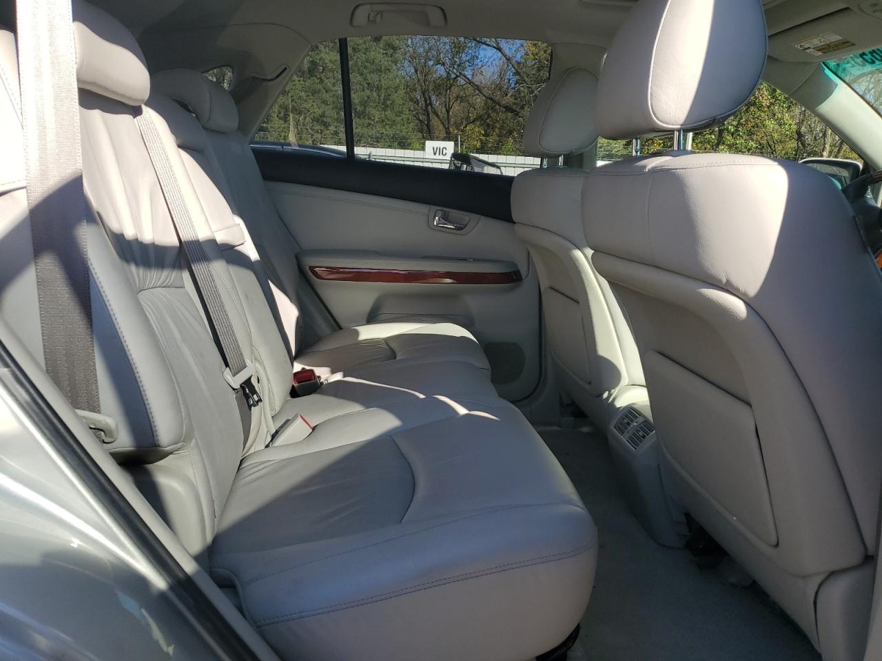 Lot #3302796941 2004 LEXUS RX 330