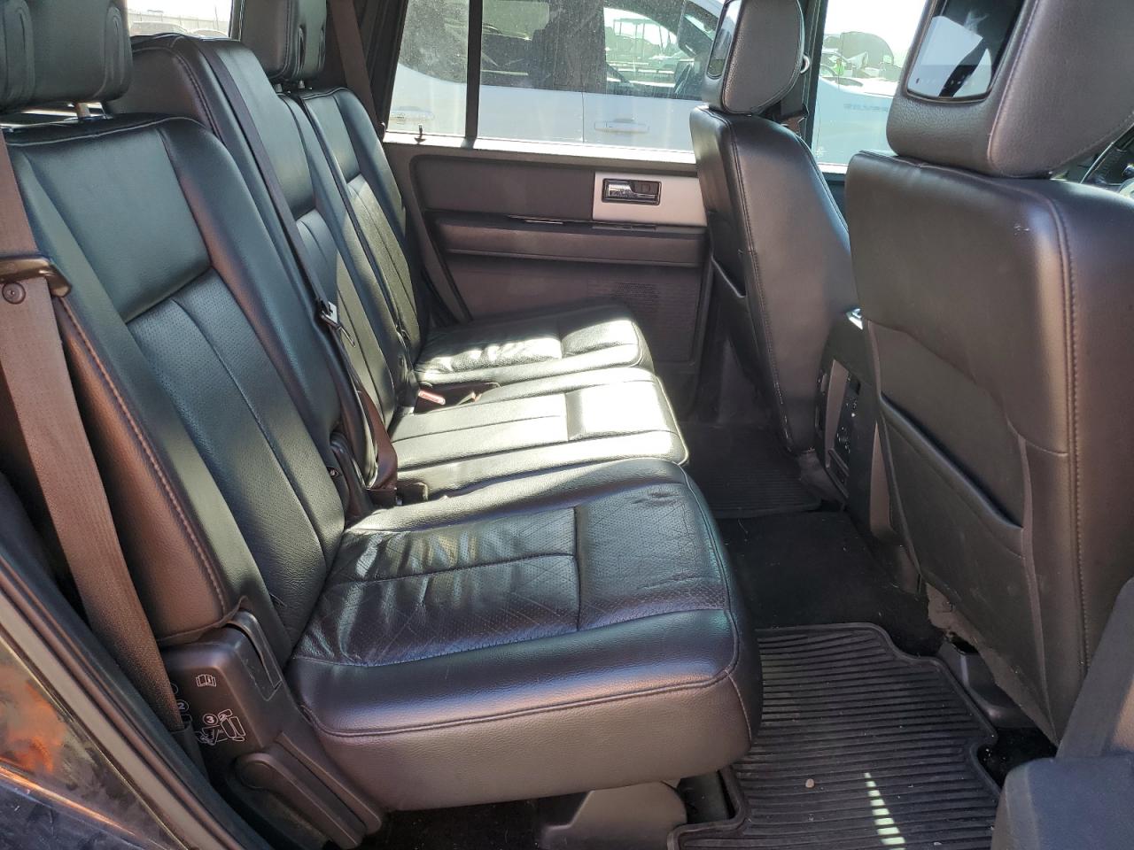 FORD EXPEDITION LIMITED