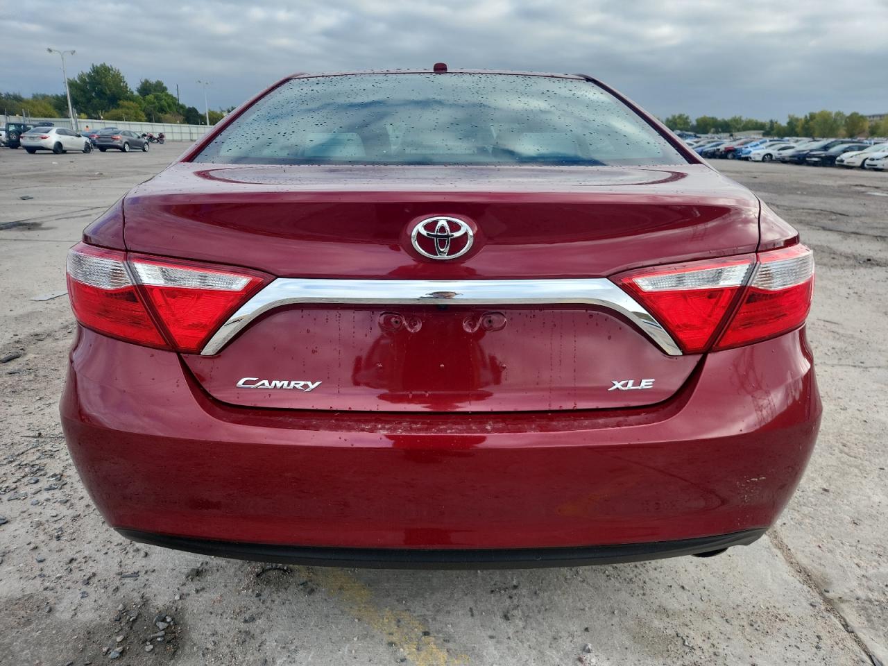 TOYOTA CAMRY LE