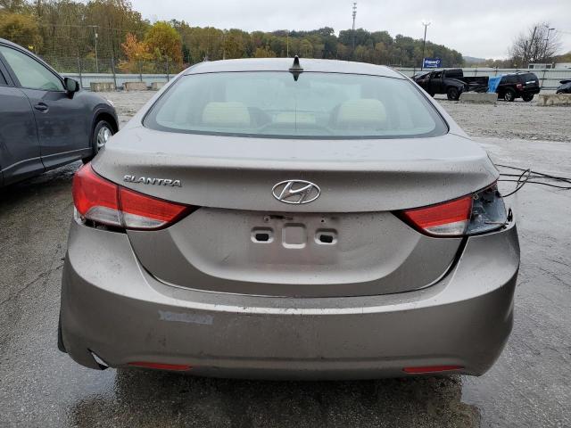 2012 HYUNDAI ELANTRA GL - 5NPDH4AE5CH142623