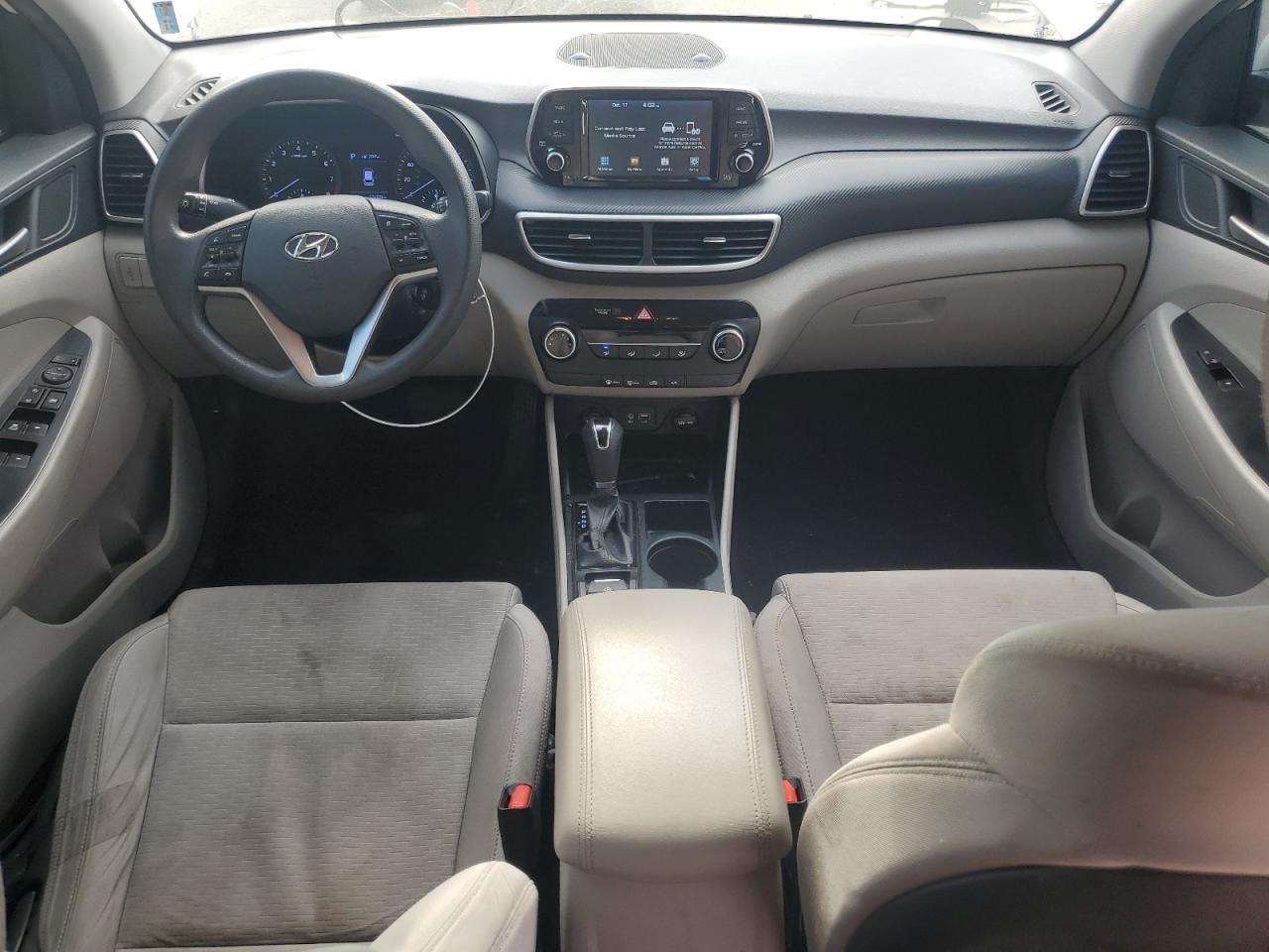 HYUNDAI TUCSON SE