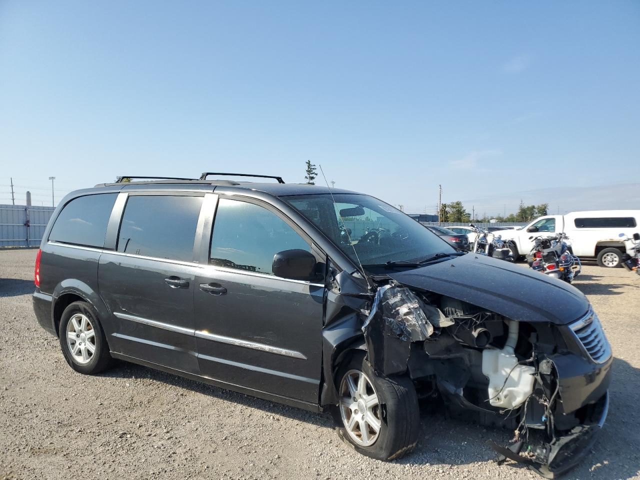 CHRYSLER TOWN & COUNTRY TOURING
