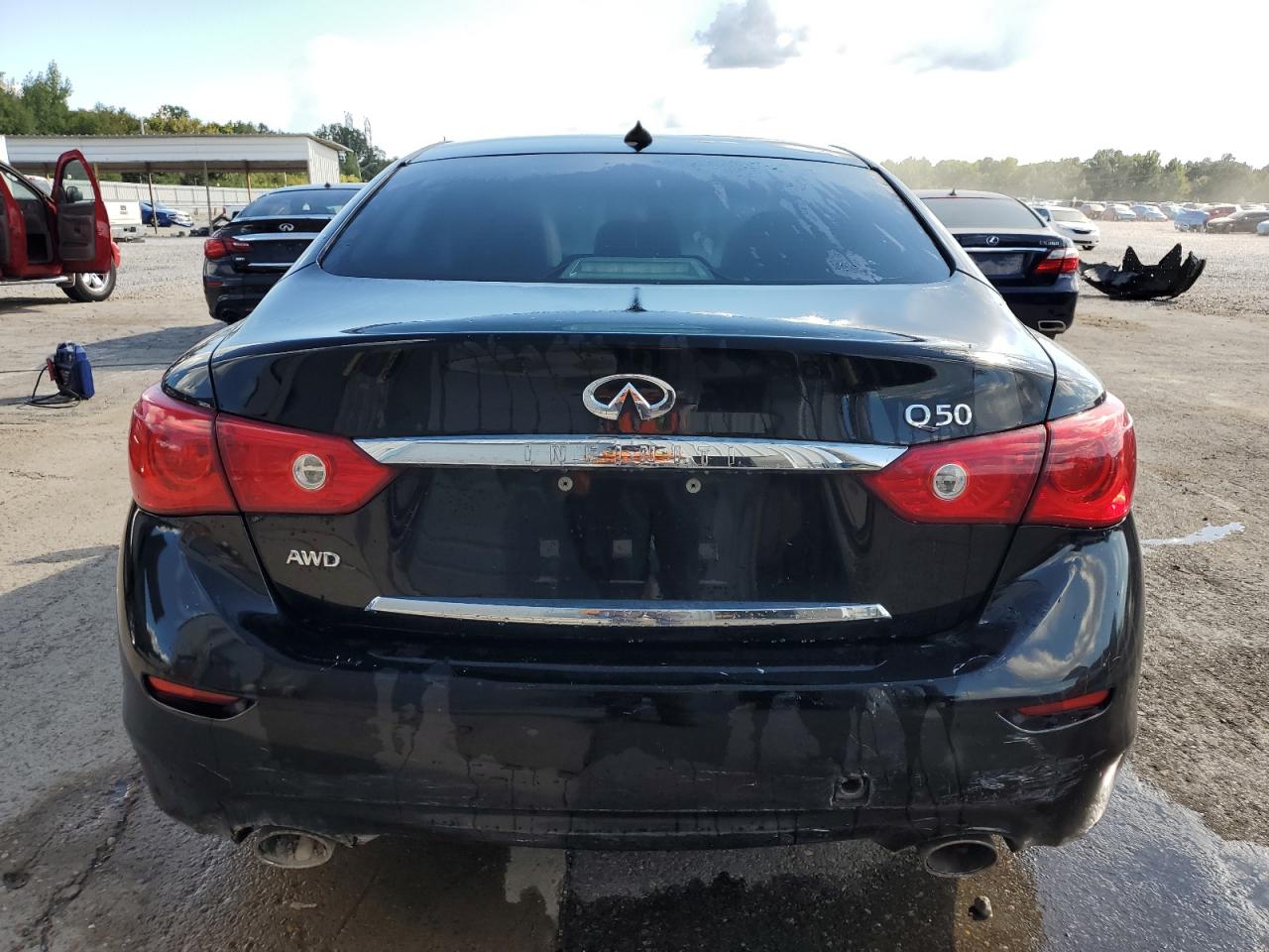 INFINITI Q50 BASE