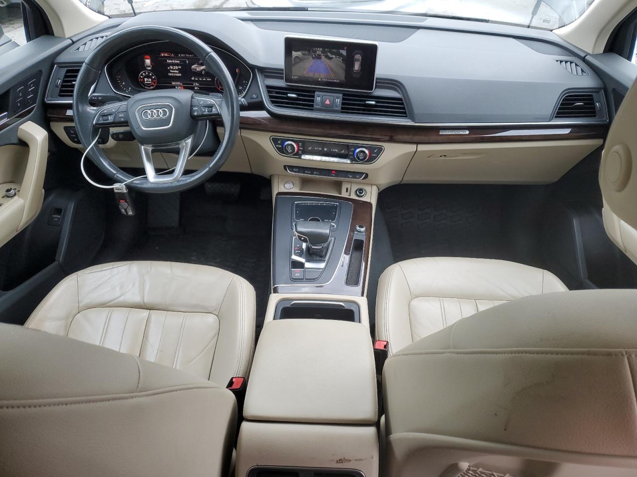 AUDI Q5 PREMIUM PLUS