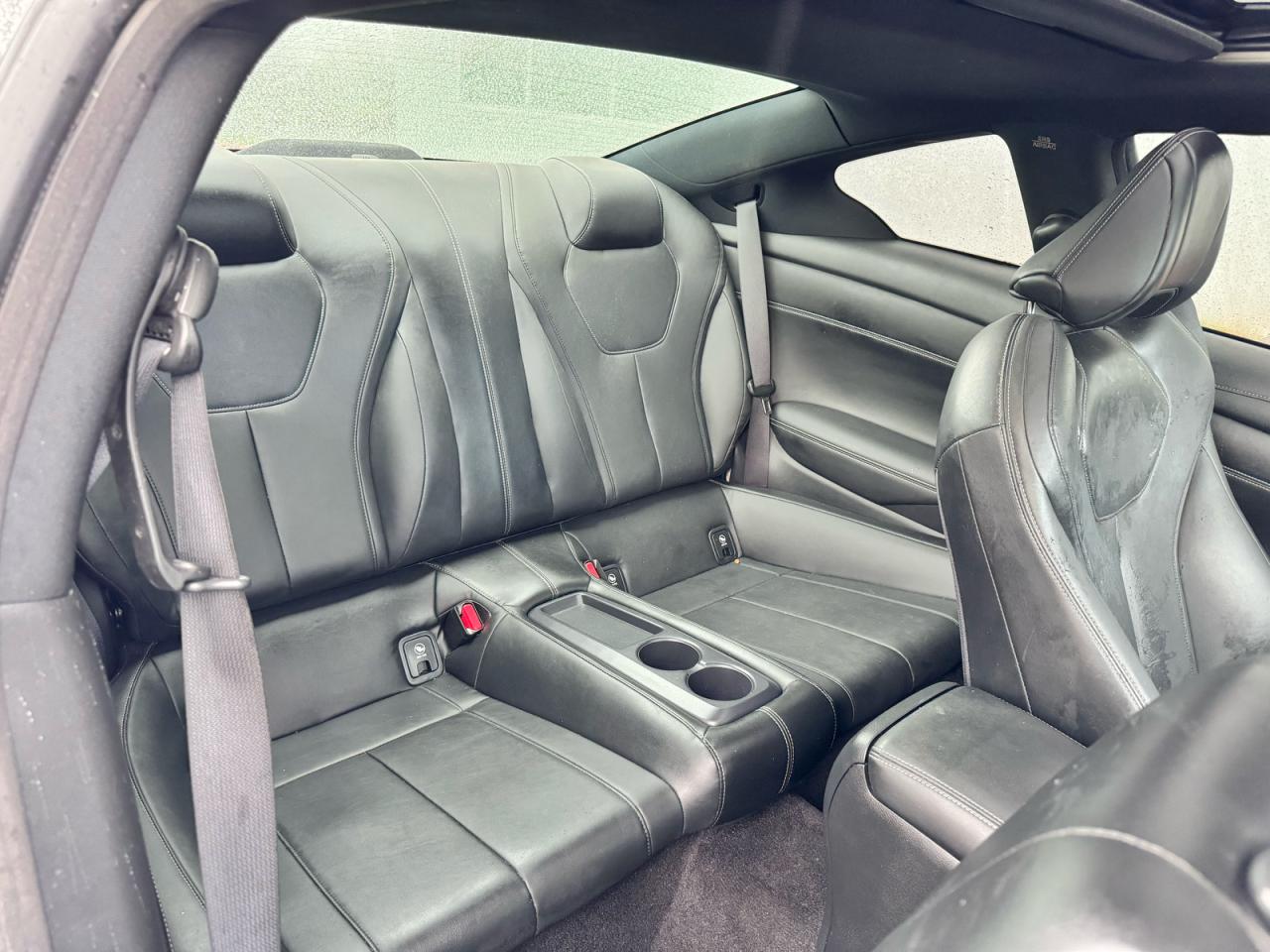 INFINITI Q60 LUXE 300