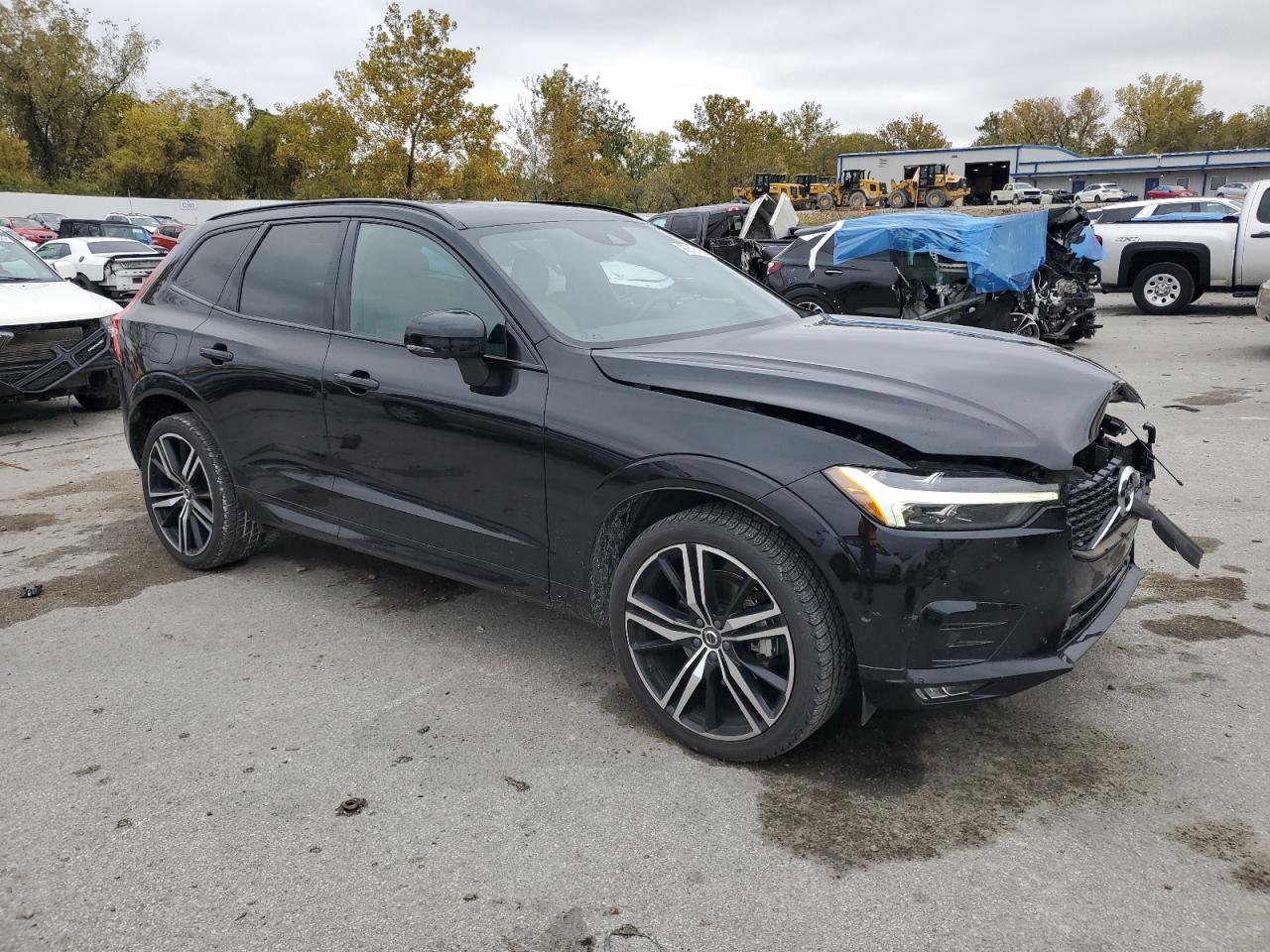 VOLVO XC60 T5 R-DESIGN