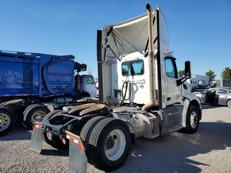 2018 PETERBILT TRACTOR 579 #3292317290