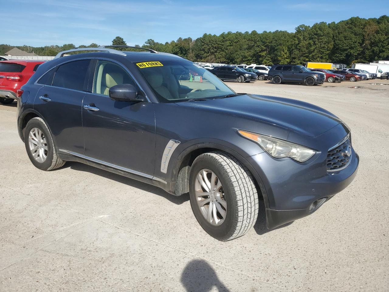 INFINITI FX35
