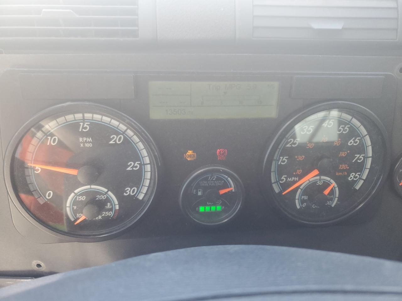 Lot #3291357135 2015 FREIGHTLINER CASCADIA