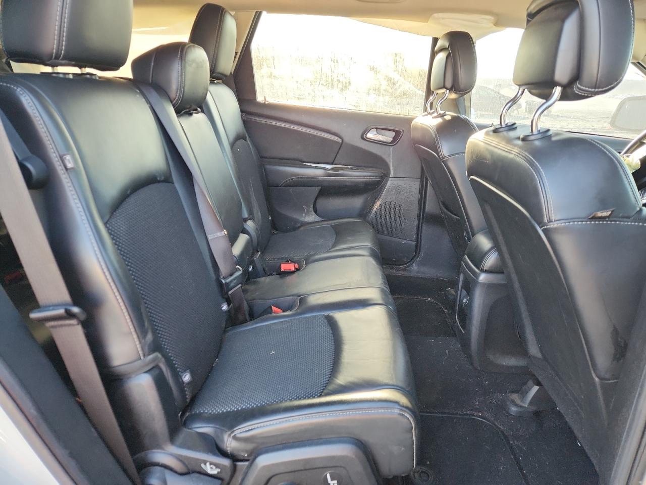 DODGE JOURNEY CROSSROAD