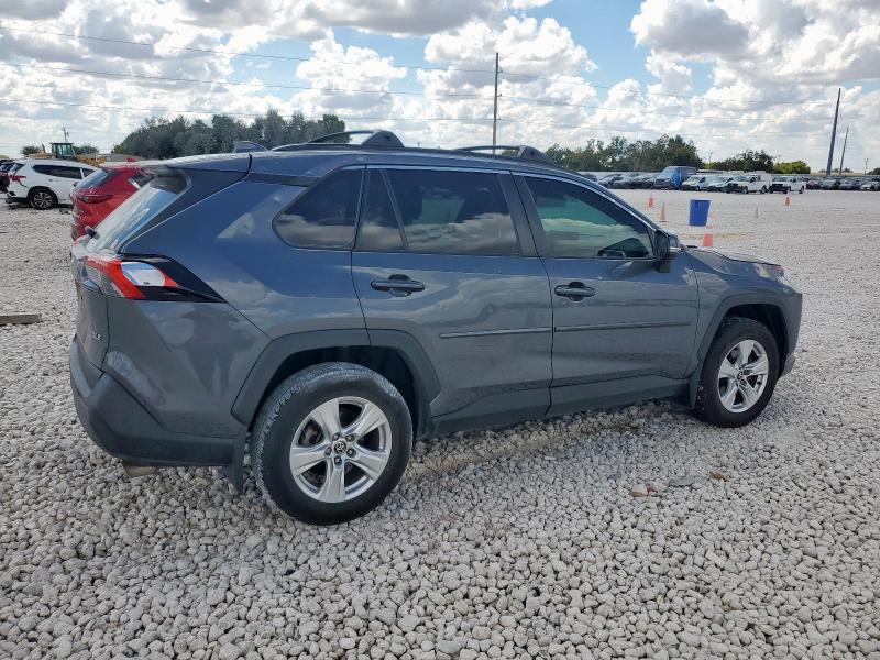 2021 TOYOTA RAV4 XLE - 2T3W1RFV1MC118382