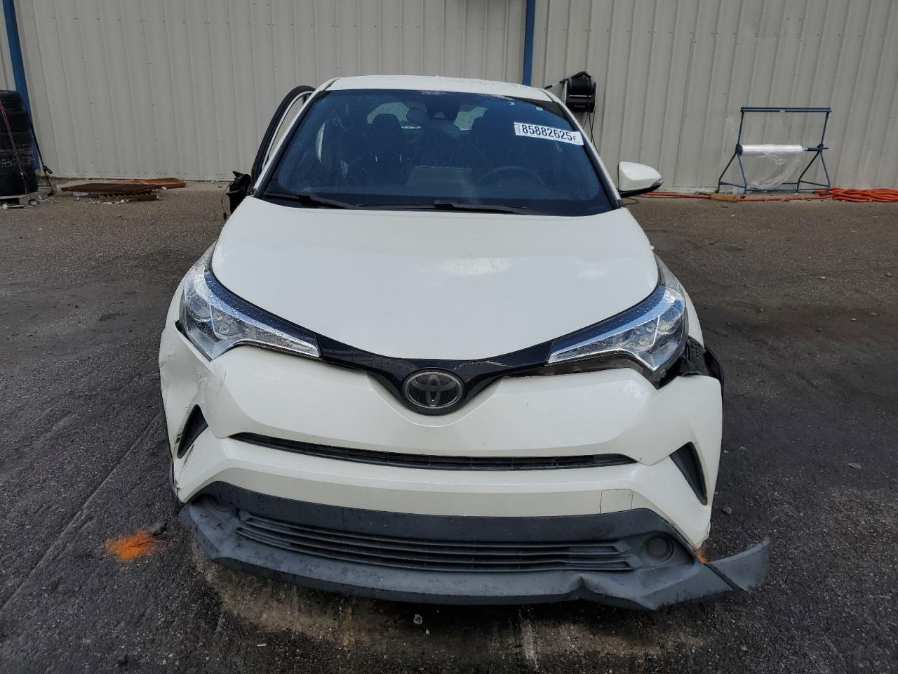 TOYOTA C-HR XLE