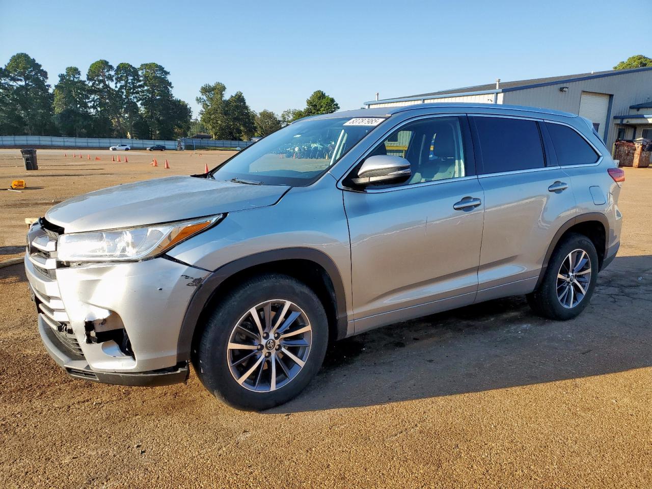 TOYOTA HIGHLANDER SE