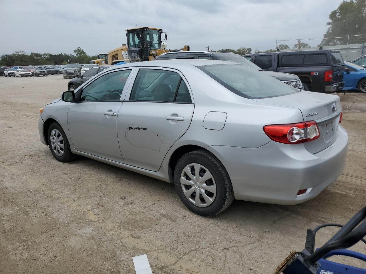 TOYOTA COROLLA BASE