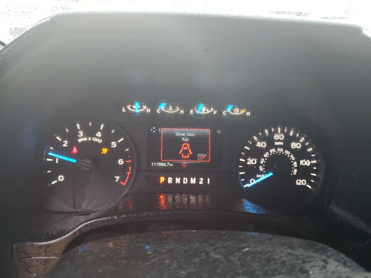 FORD F-150 SUPER CAB