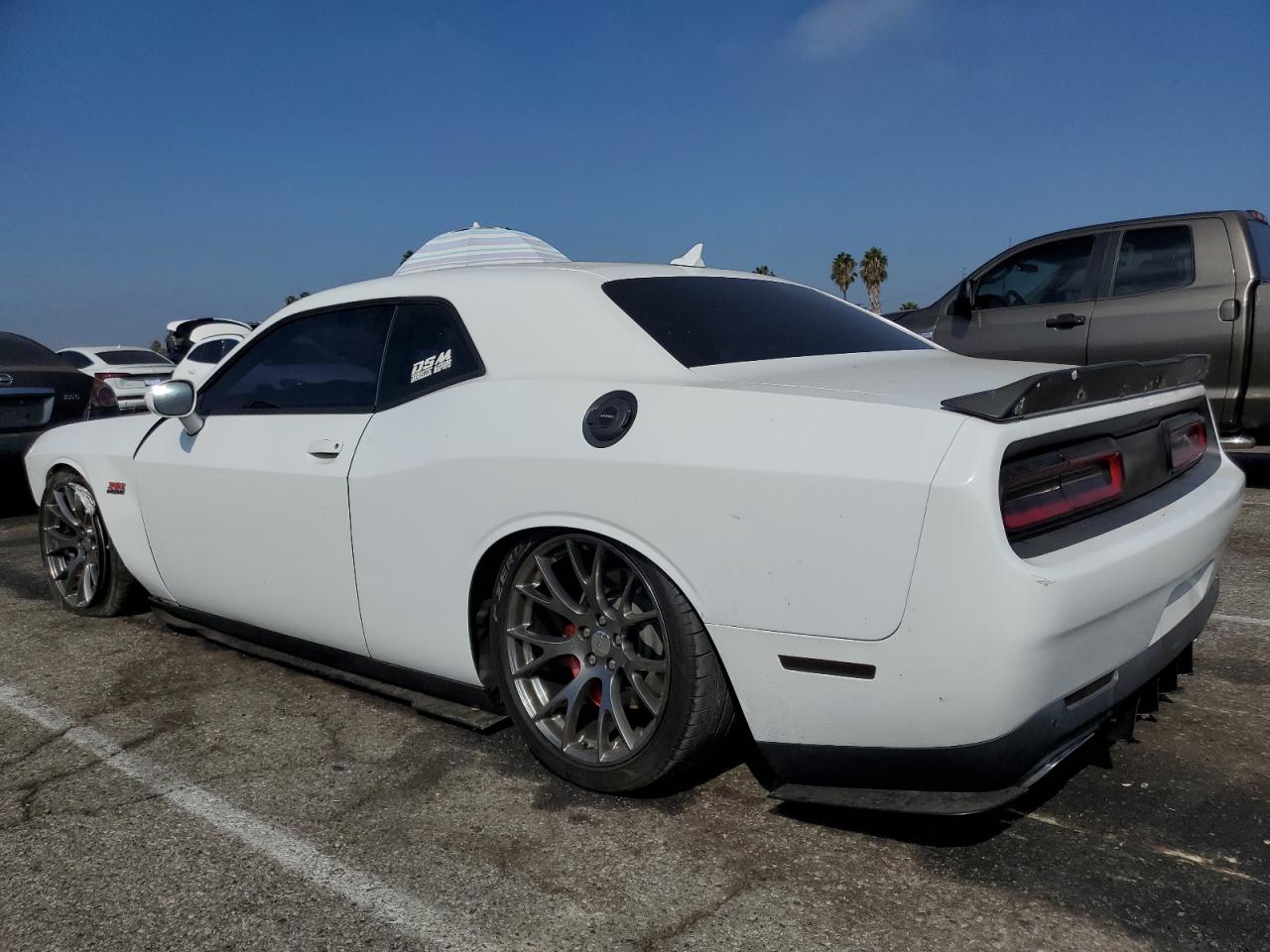 DODGE CHALLENGER SRT 392