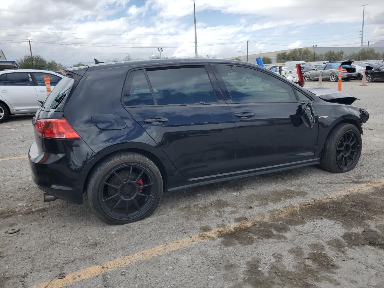 VOLKSWAGEN GOLF GTI