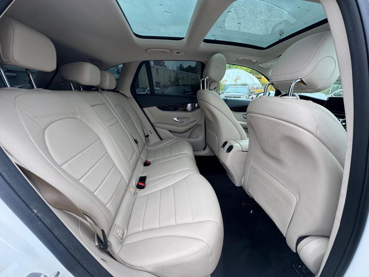 MERCEDES-BENZ GLC-CLASS 300