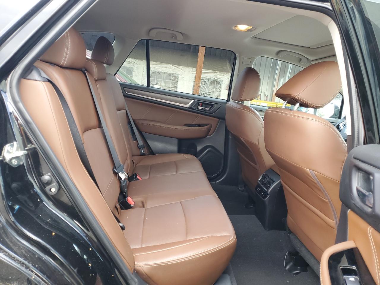 SUBARU OUTBACK TOURING